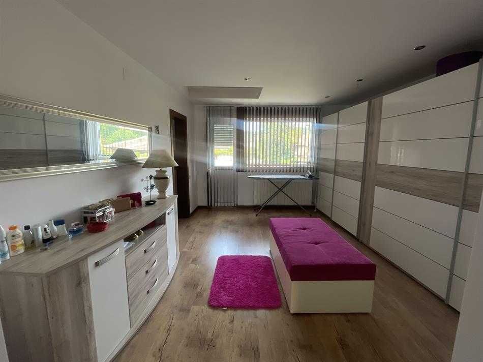 Продава се Къща в Габрово, Център - 100 кв.м за 1500 €/кв.м - Снимка #7