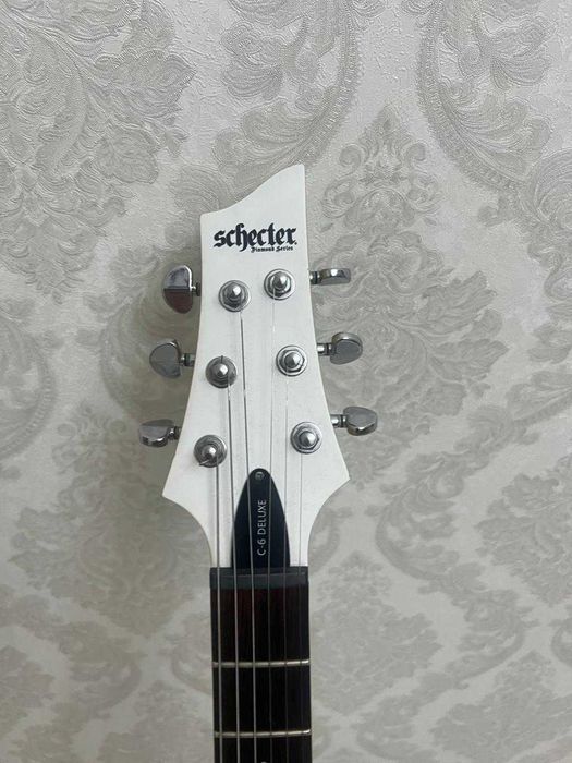 Продаю качественную, отличную гитару Schecter C-6 Deluxe