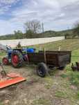 Vând tractor + remorcă Massey Ferguson 45 cp in(3 pistoane)