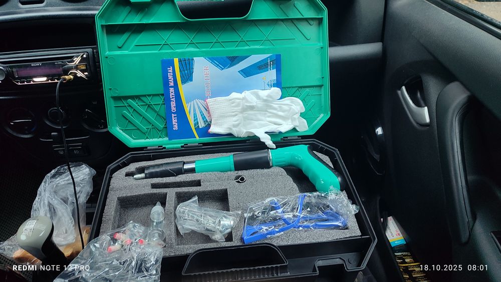 Продаю гвоздизабивной молоток