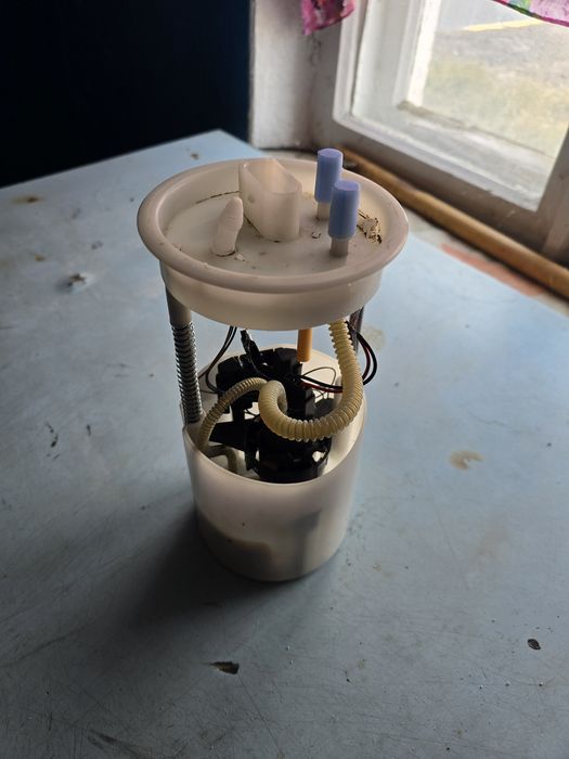 Бензонасос и дросель поло, рапид