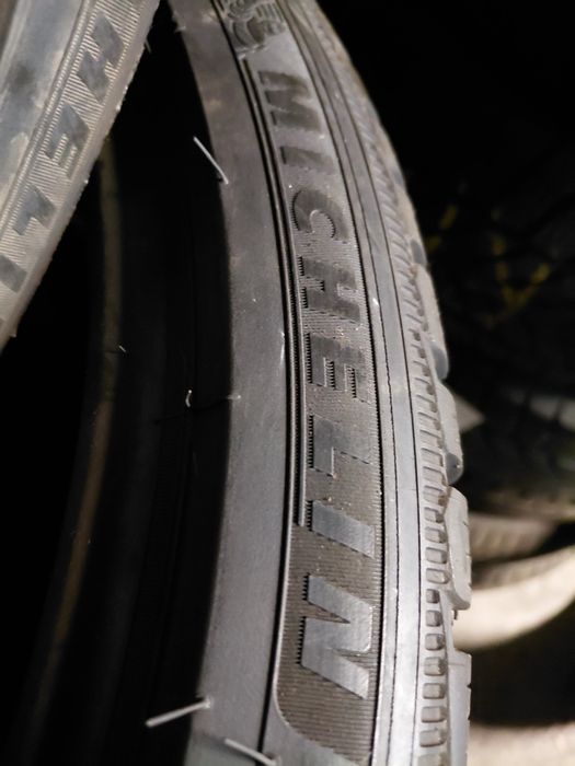 285/30/20" Michelin pilot alpin5