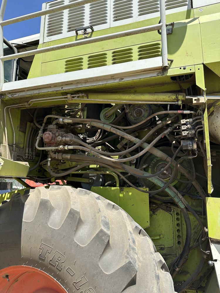 Vand Claas Mega 204