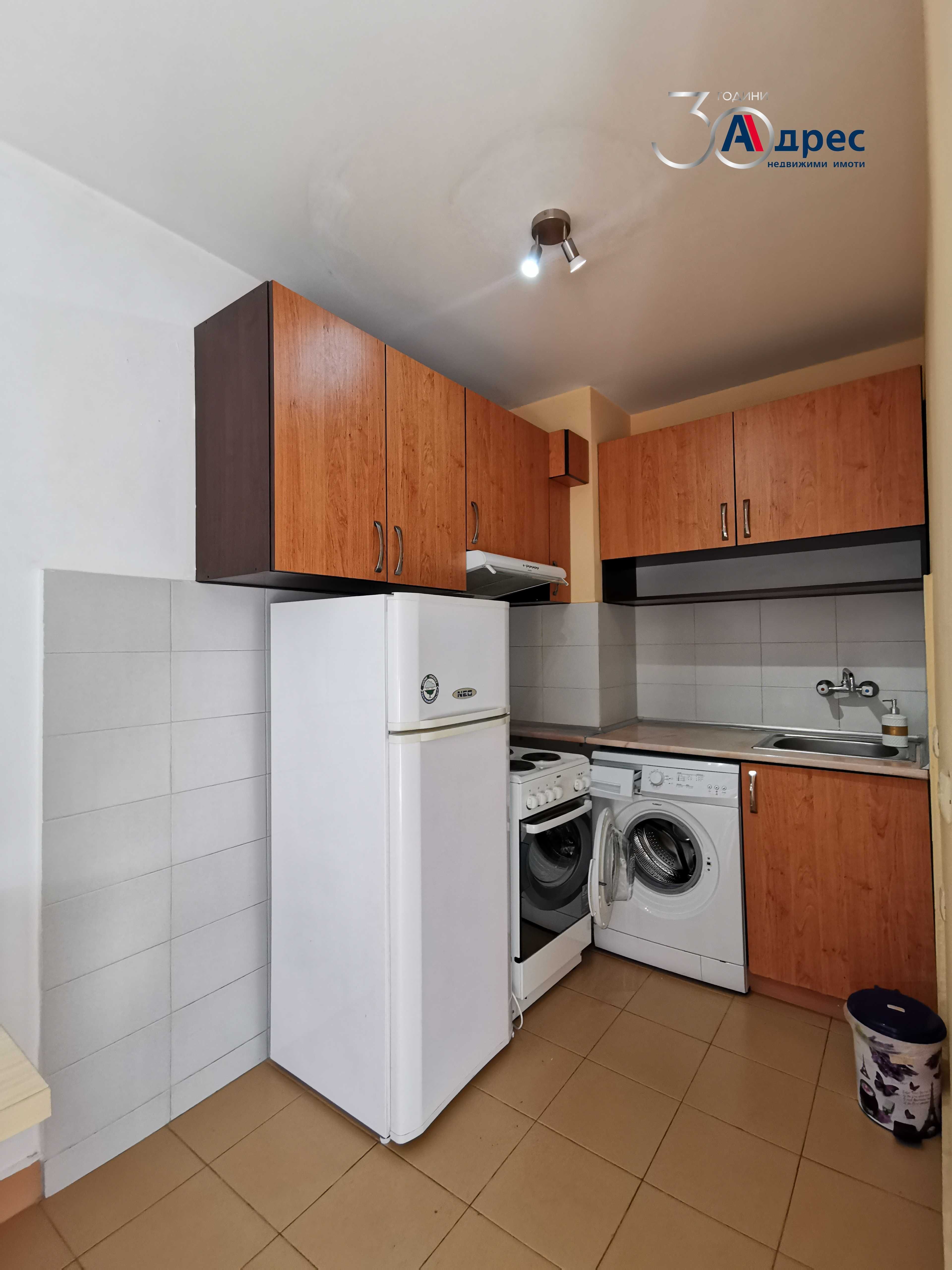 Едностаен апартамент, Център, 47 кв.м., ет. 4/6, обзаведен, ТЕЦ
