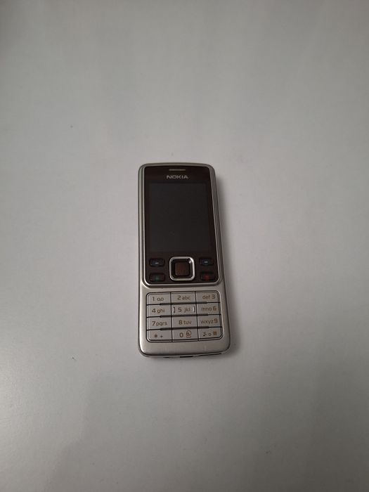 Vand telefon de coletie Nokia 6301