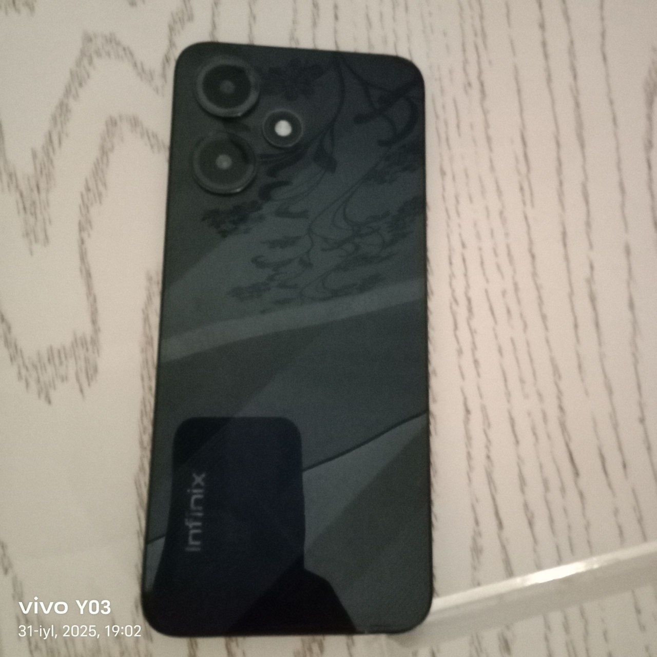 Infinix HOT 30 PLAY