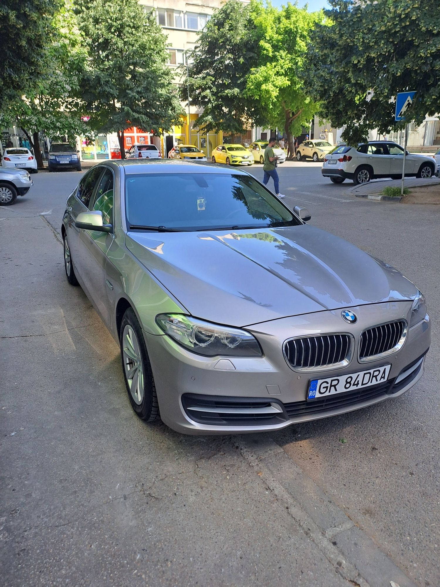 Bmw seria 5 F10 anul 2014,motor 2.0 diesel ,190000 km