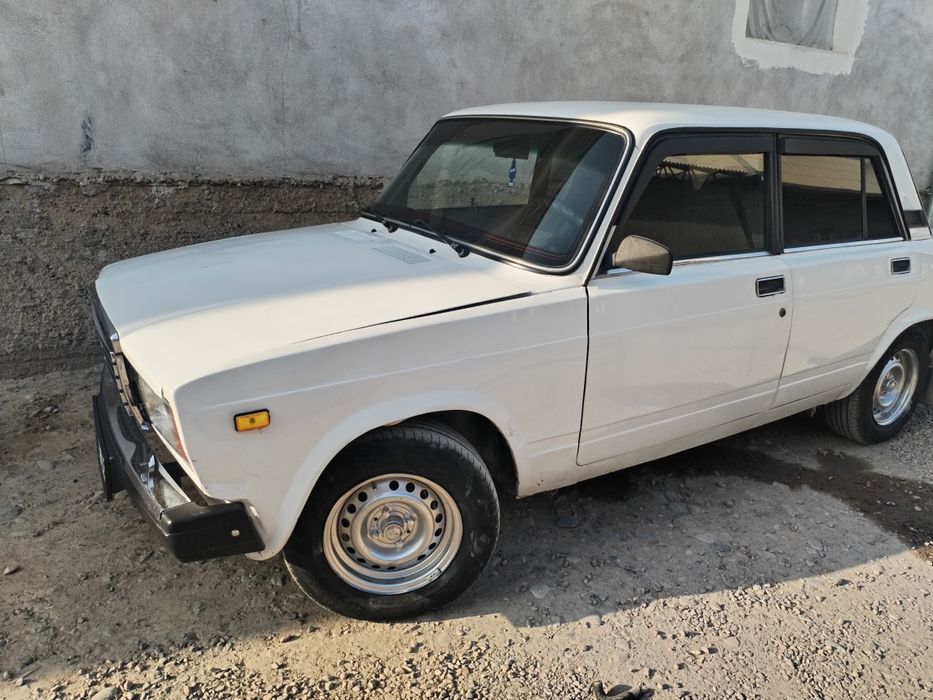 Vaz 2107 gaz bezin
