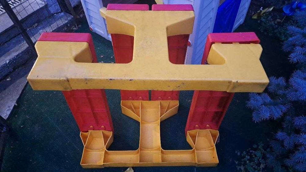 Masuta cu doua bancute fixe pentru copii, 50 kg, 77 cm / 83 cm / 48 cm