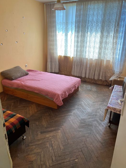 Дава се под наем Тристаен апартамент в Казанлък - 110 кв.м за 229.5 € - Снимка #4