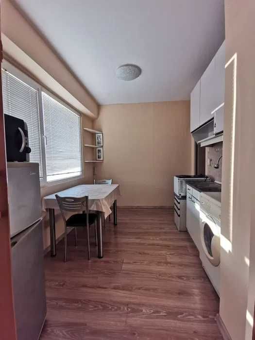 Дава се под наем Едностаен апартамент в София, Люлин 4 - 50 кв.м за 325 € - Снимка #1