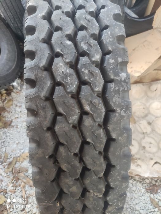 Cauciucuri pentru remorca 11/2 2,5 235 75 17,5