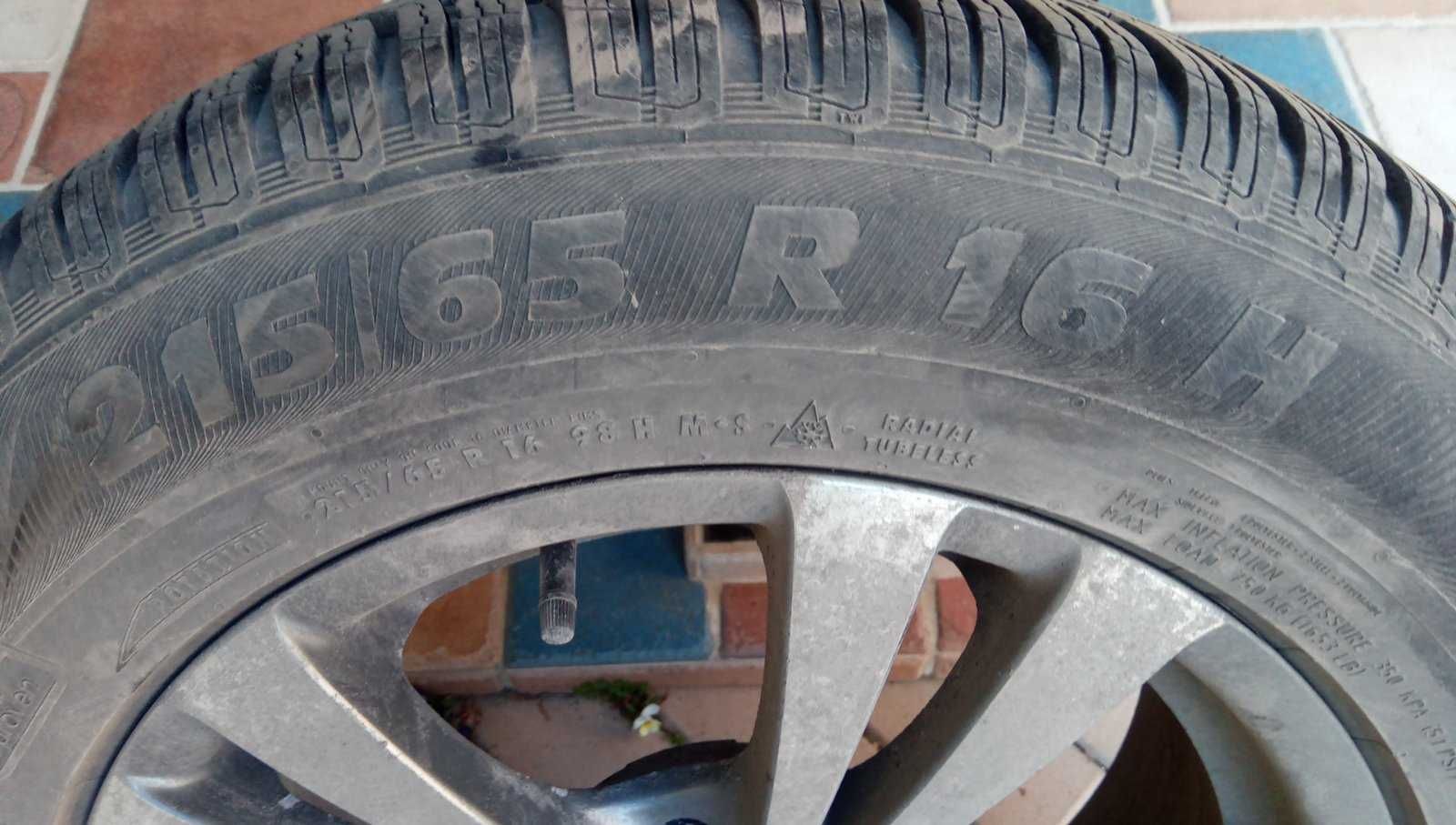 Зимни гуми SEMPERIT с алуминиеви джанти 215/65 R16 H