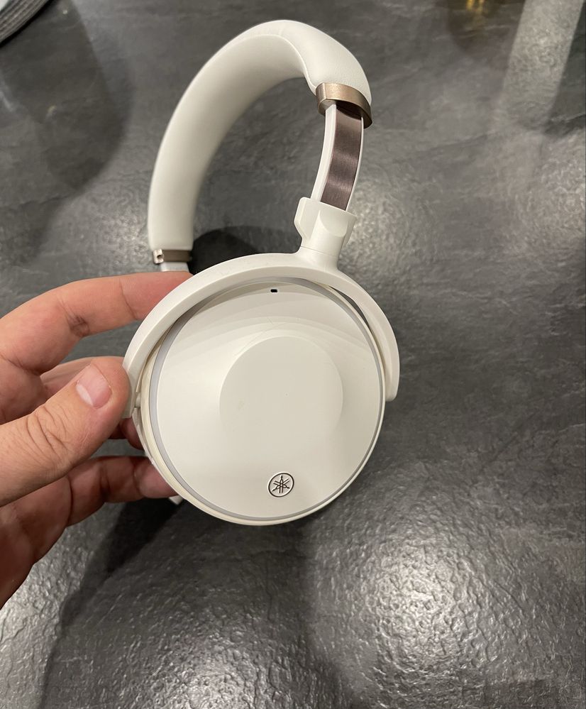 bluetooth слушалки   Yamaha YH-E700A