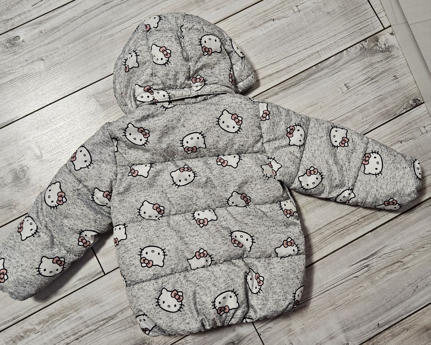 Зимно яке H&M с Hello Kitty, размер 92