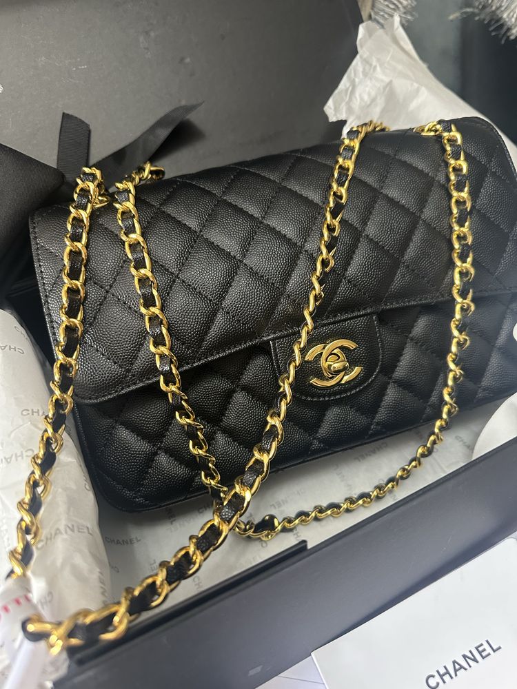 Продам шикарную шанель25 см ! Новая!!!
