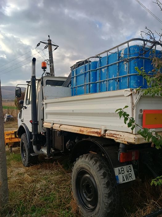 Vând unimog u 1200