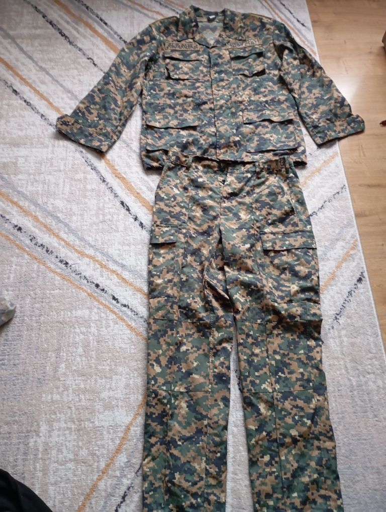 Форма военная  б/у