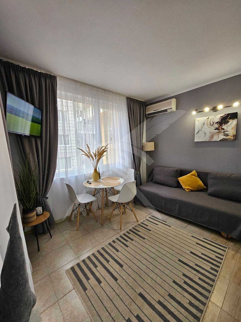 Продава се Двустаен апартамент в к.к. Слънчев бряг - 53 кв.м за 1378 €/кв.м - Снимка #4