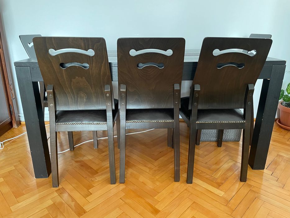 Vand set masa cu 6 scaune