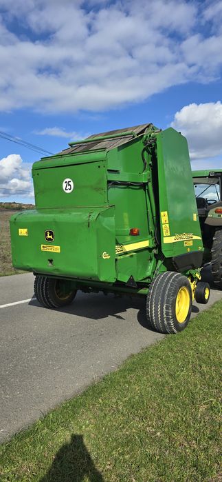 Presa de balotat baloti rotunzi john deere 592 plasa si ata 120/120