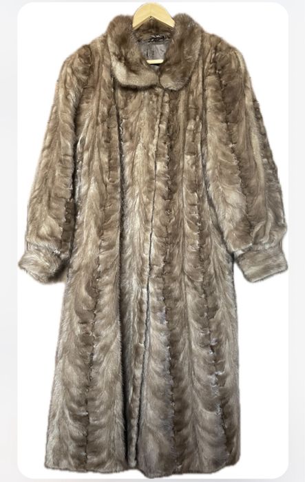 Ново палто от норка