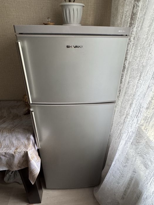 Продам холодильник