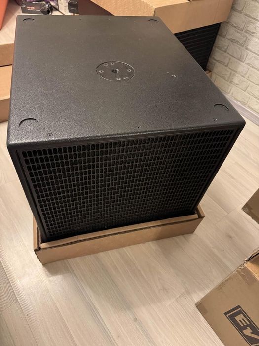 Продается комплект акустической системы HK Audio + Electro-Voice