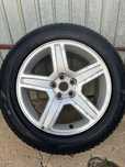 Vând roată Chrysler 300 225/60 R18
Vând roata Chrysler 300 ,
Gaură pre