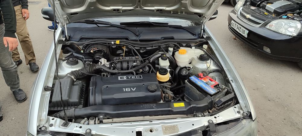 Продам свою Нексия 2