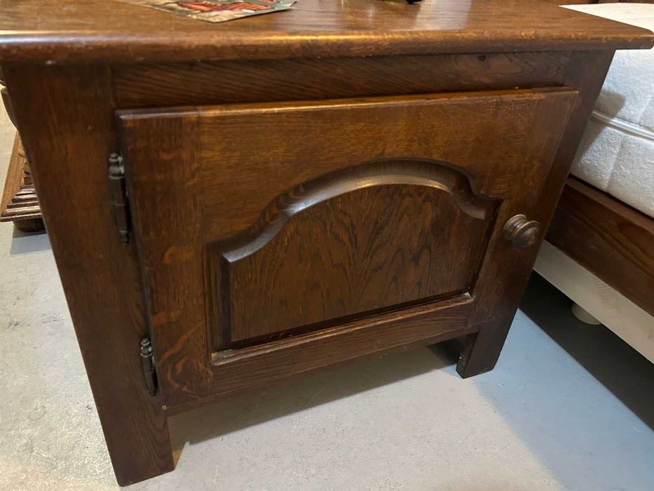 Спалня + 2 бр шкафчета Холандия