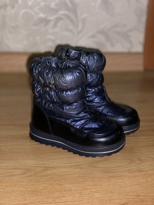 Продам  детские сапоги зима.