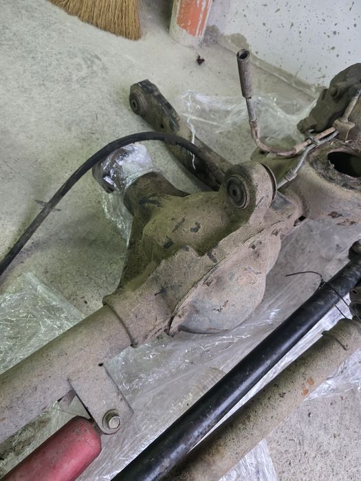 Цял оборудван преден мост за Чероки 3.1 дизел, 2001г.