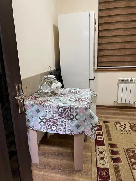 срочно сдаётся новостройка паркентский 2-комнат 55м2 евро ремонтом