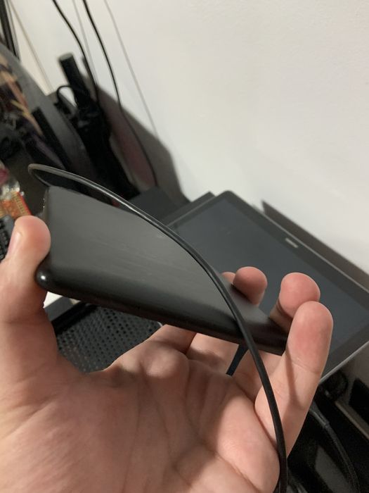 Vand tableta lenovo URGENT!!