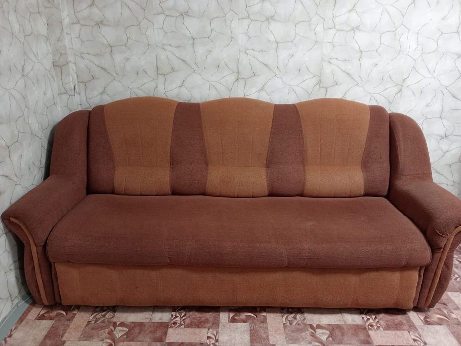 Продам диван б/у