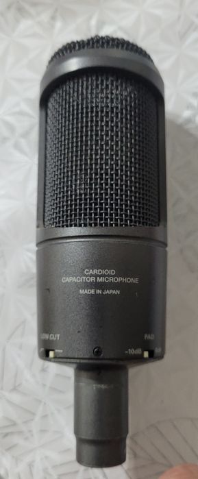 Студийный микрофон