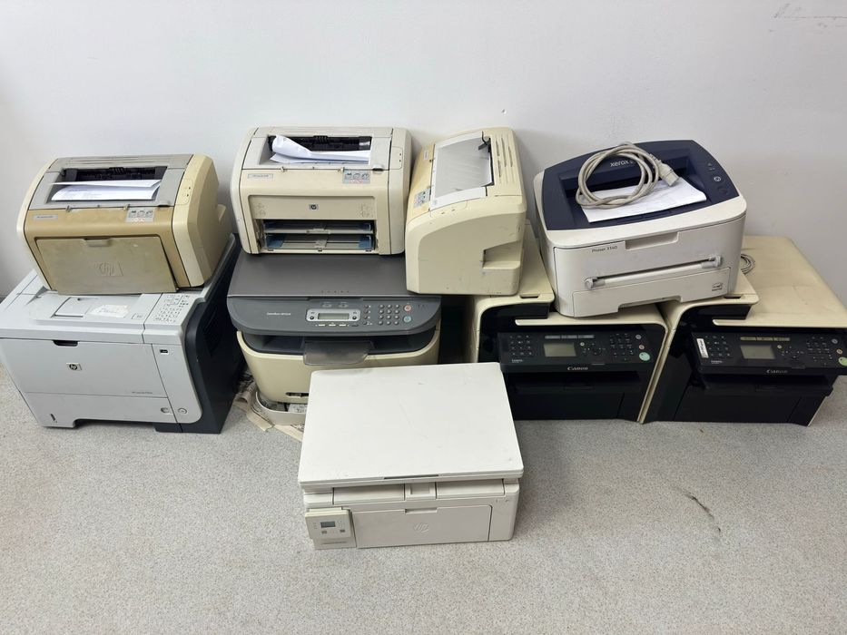 Много принтеры, МФУ 3в1 лазерные. Всё в рабочем состоянии.