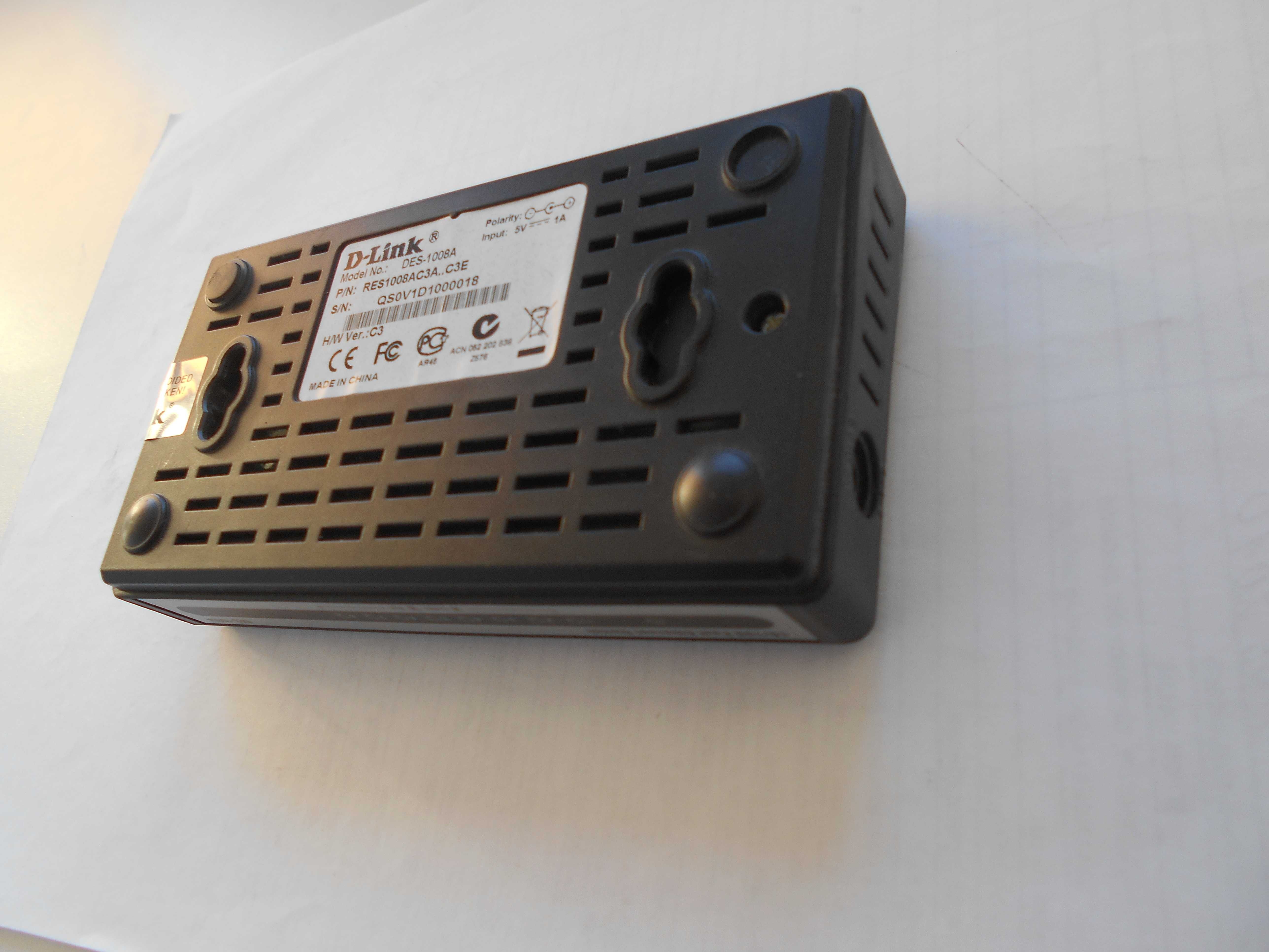 Коммутатор D-Link DGS-1008A Ethernet Switch