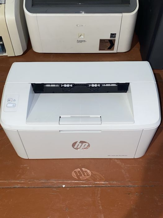 Продам лазерные принтеры . Доставка и установка -2000.