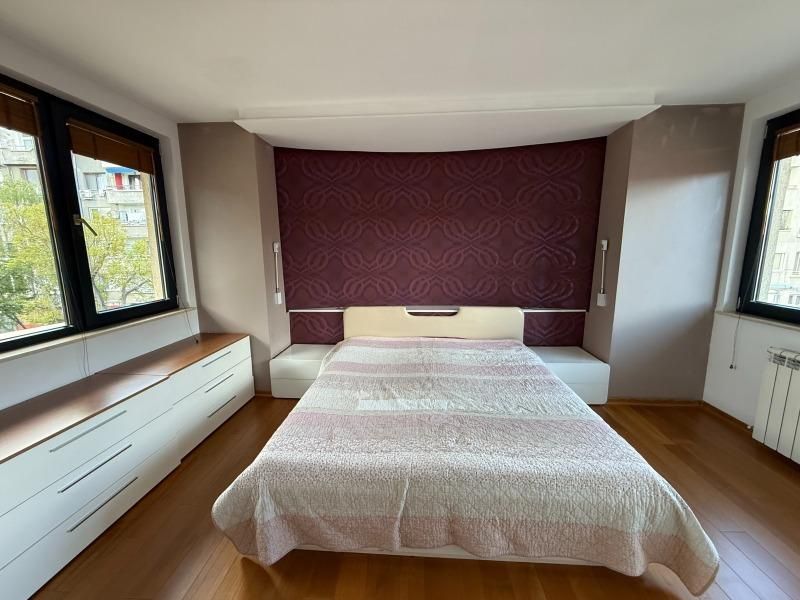 Дава се под наем Четиристаен апартамент в София, Гео Милев - 140 кв.м за 1300 € - Снимка #6