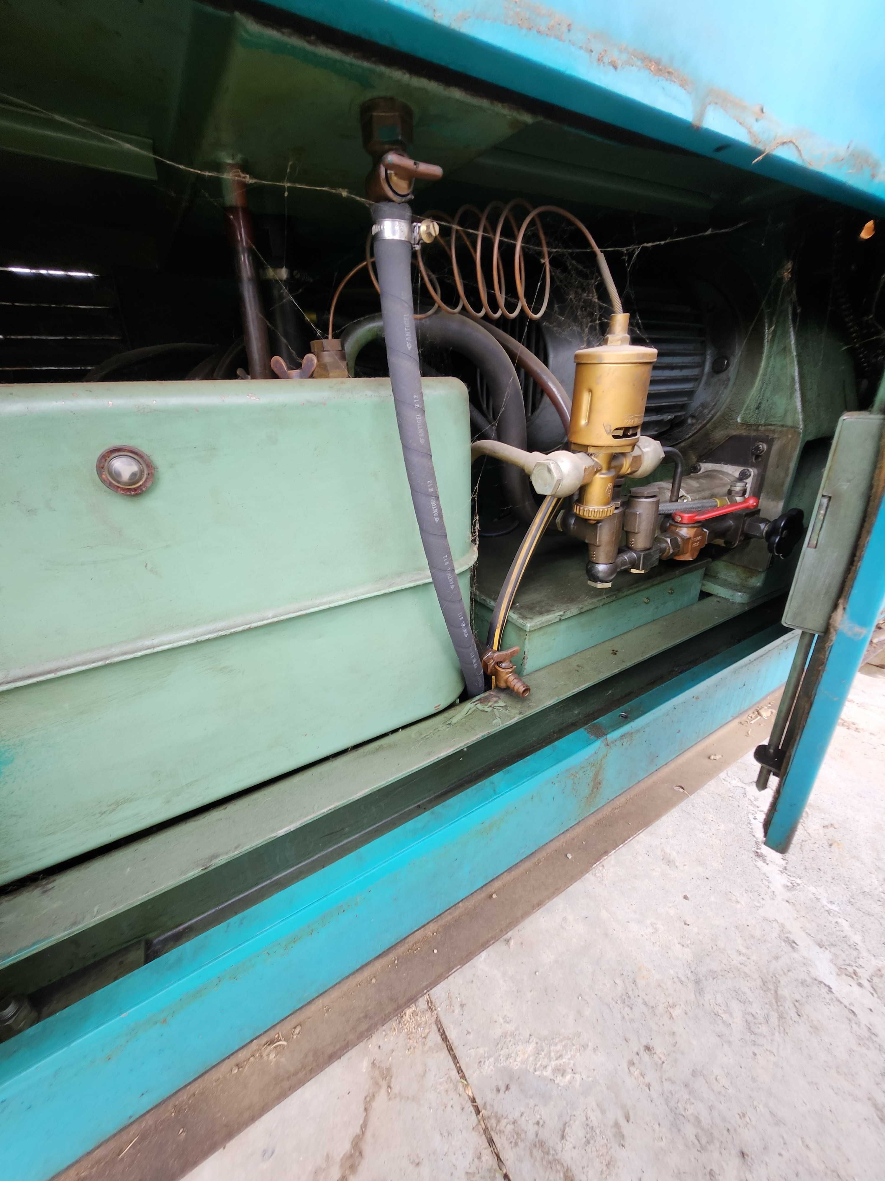 Banc centricubat pompe injectie