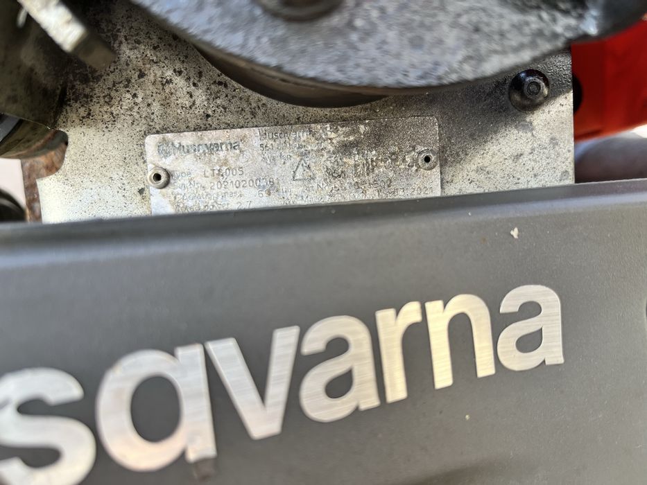 Huqvarna LT6005 mai compactor impecabil hilti milwaukee bomag