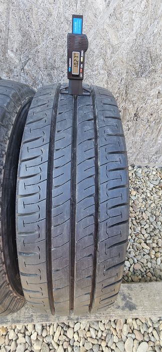 Anvelope Michelin Agilis 215/70 R15C 109/107S