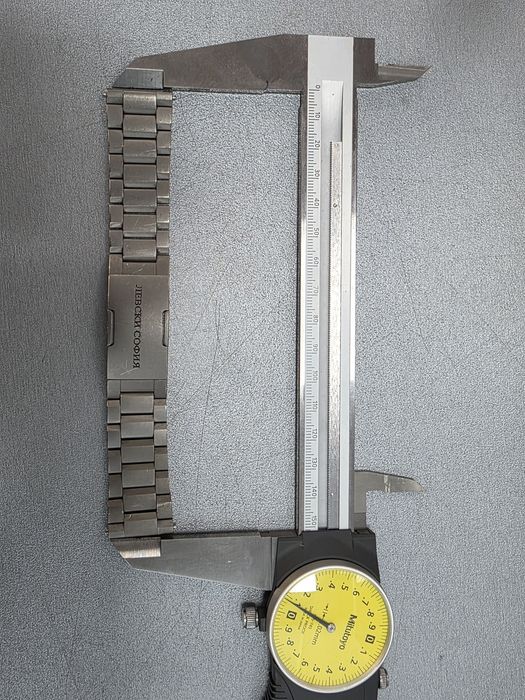 Оригинална титаниева верижка от Huawei watch gt3 pro titanium.