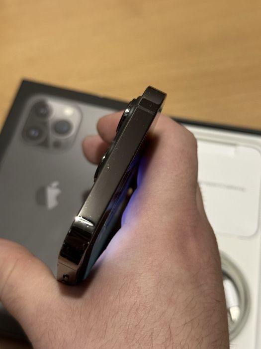 iPhone 13 Pro - Graphite - 128 GB - Много запазвн