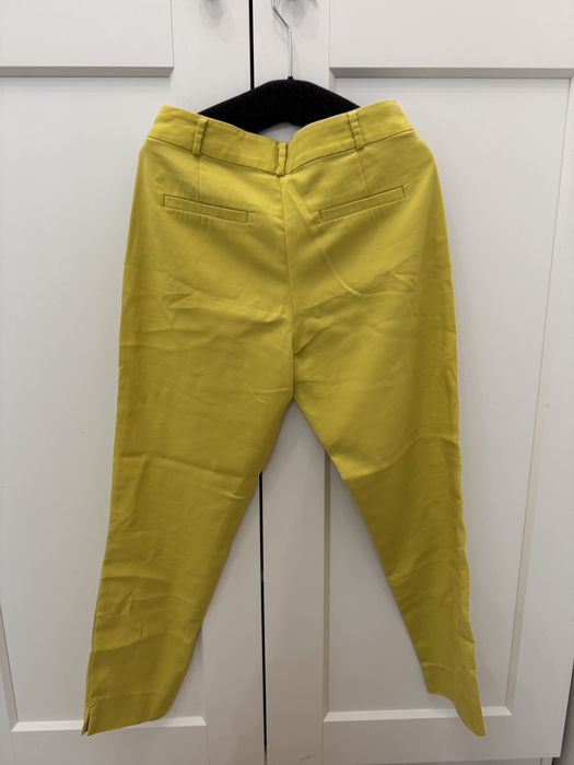 Pantaloni mărimea 34