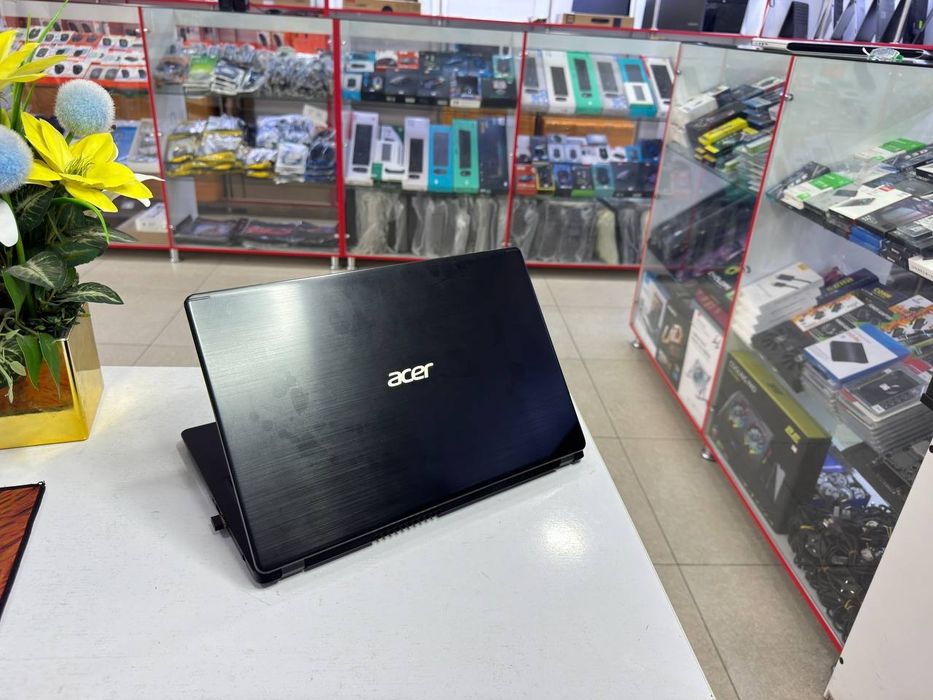 Acer i5-8265U 8/256 ssd ddr4