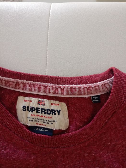 Vând tricou Băieți Super Dry,că și nou  original,calitate,mărimea M