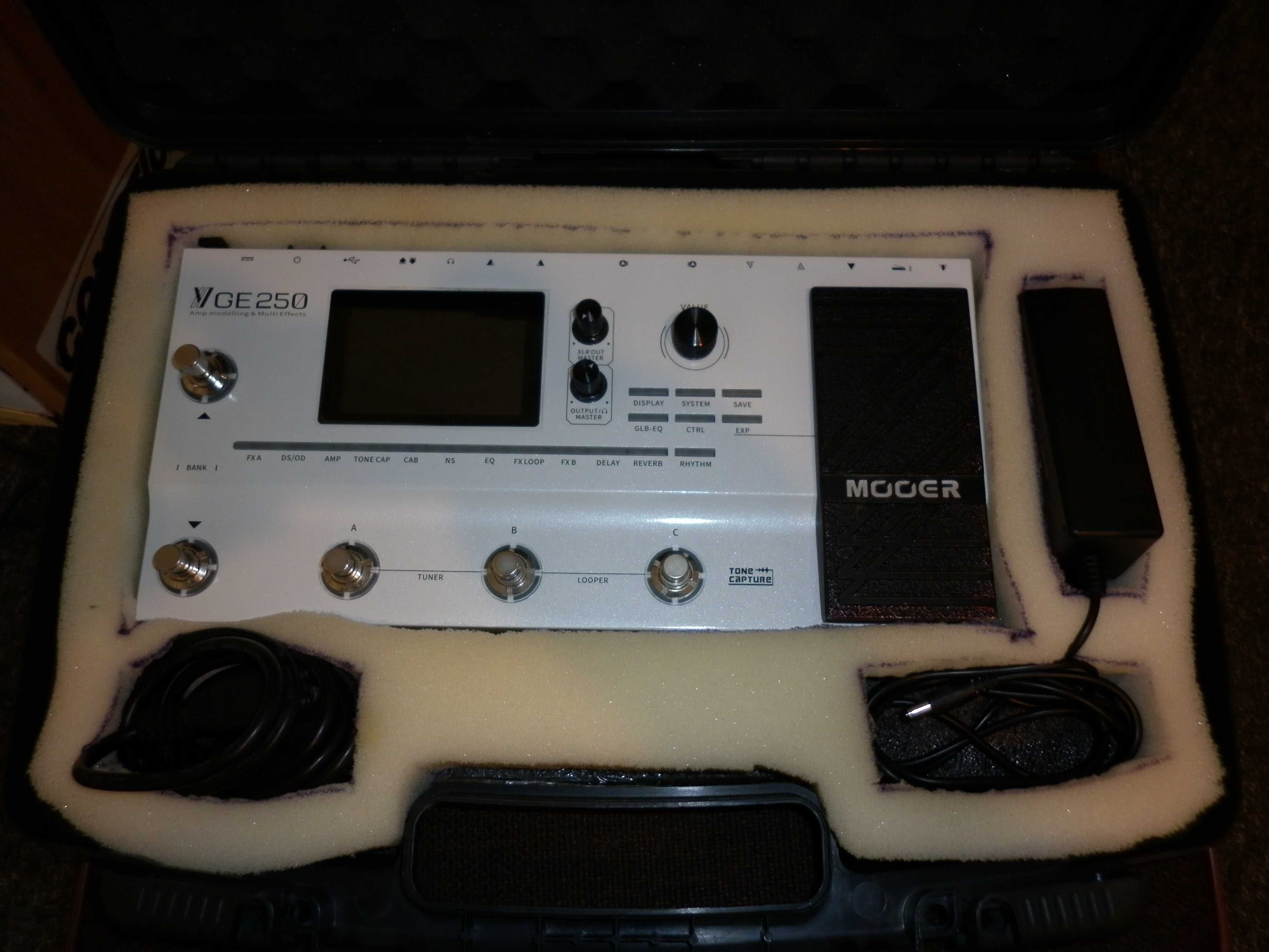 Китарен процесор Mooer GE-250